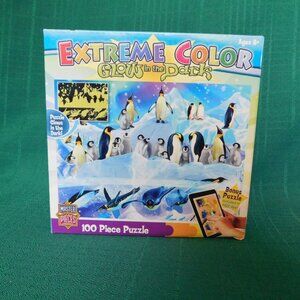 Extreme color glow in dark puzzle Penguins new in box